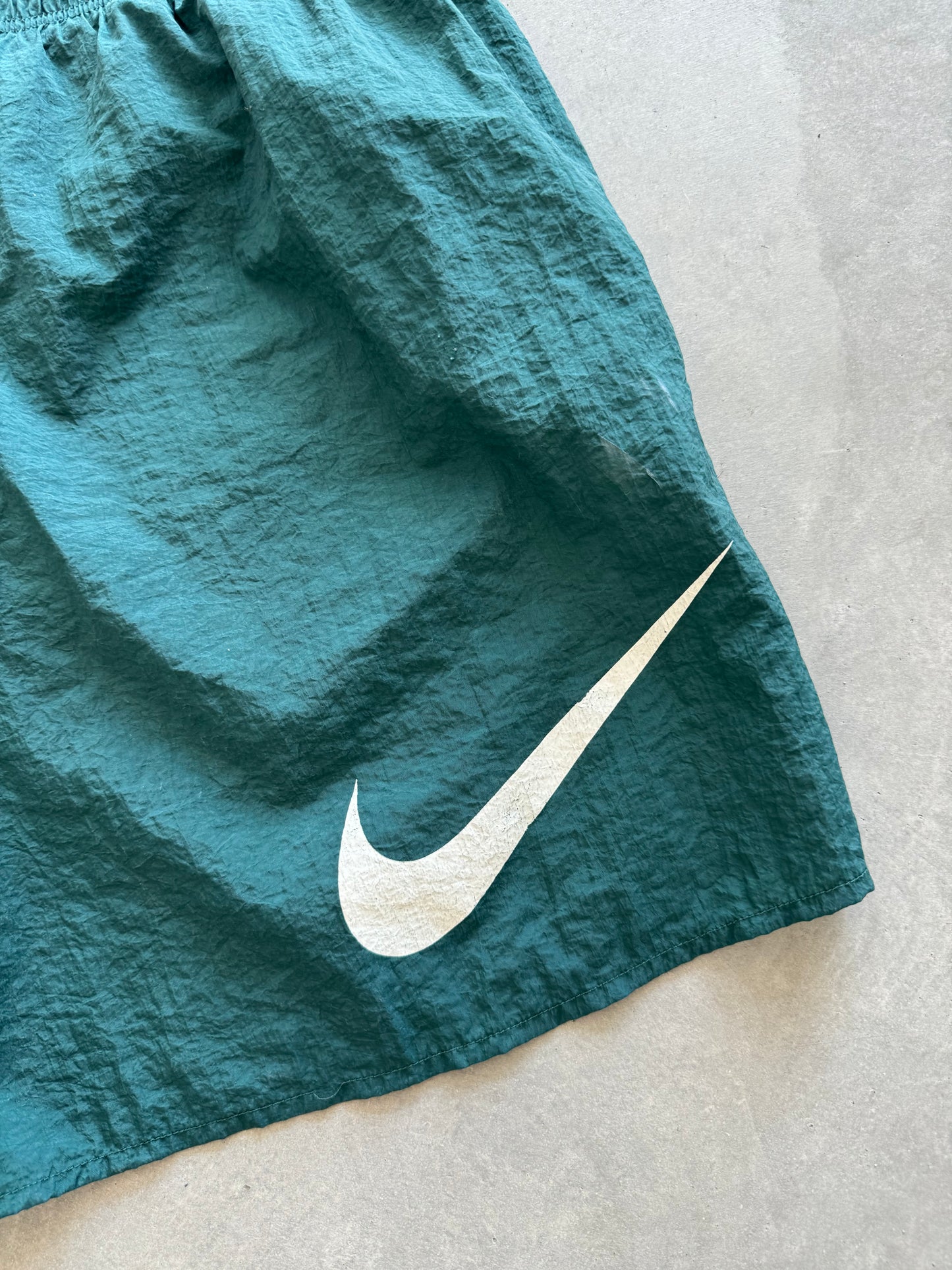 Vintage 90s Nike Shorts - XL