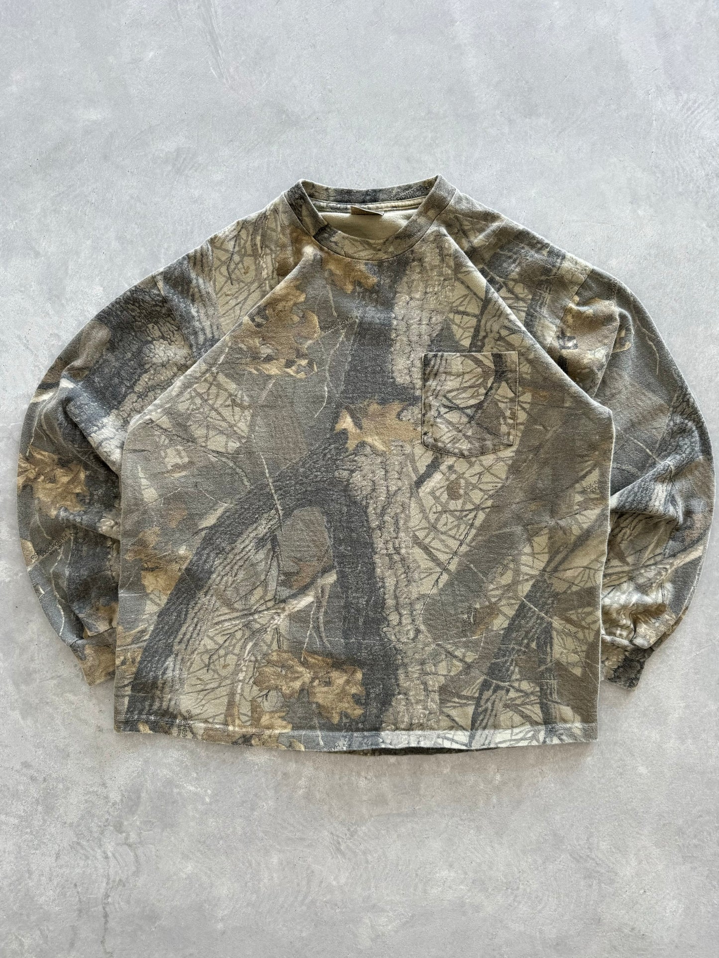 Vintage Jerzees Outdoor Camo Longsleeve - L