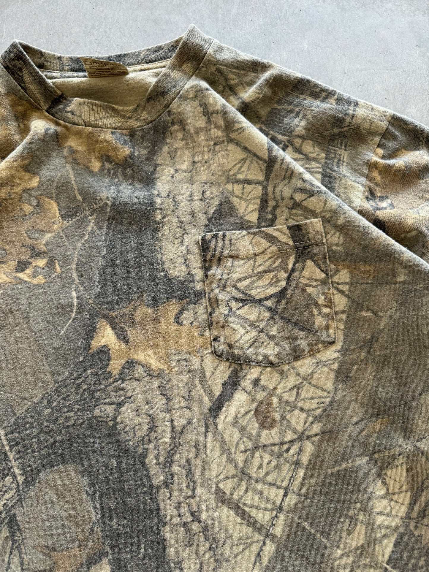 Vintage Jerzees Outdoor Camo Longsleeve - L