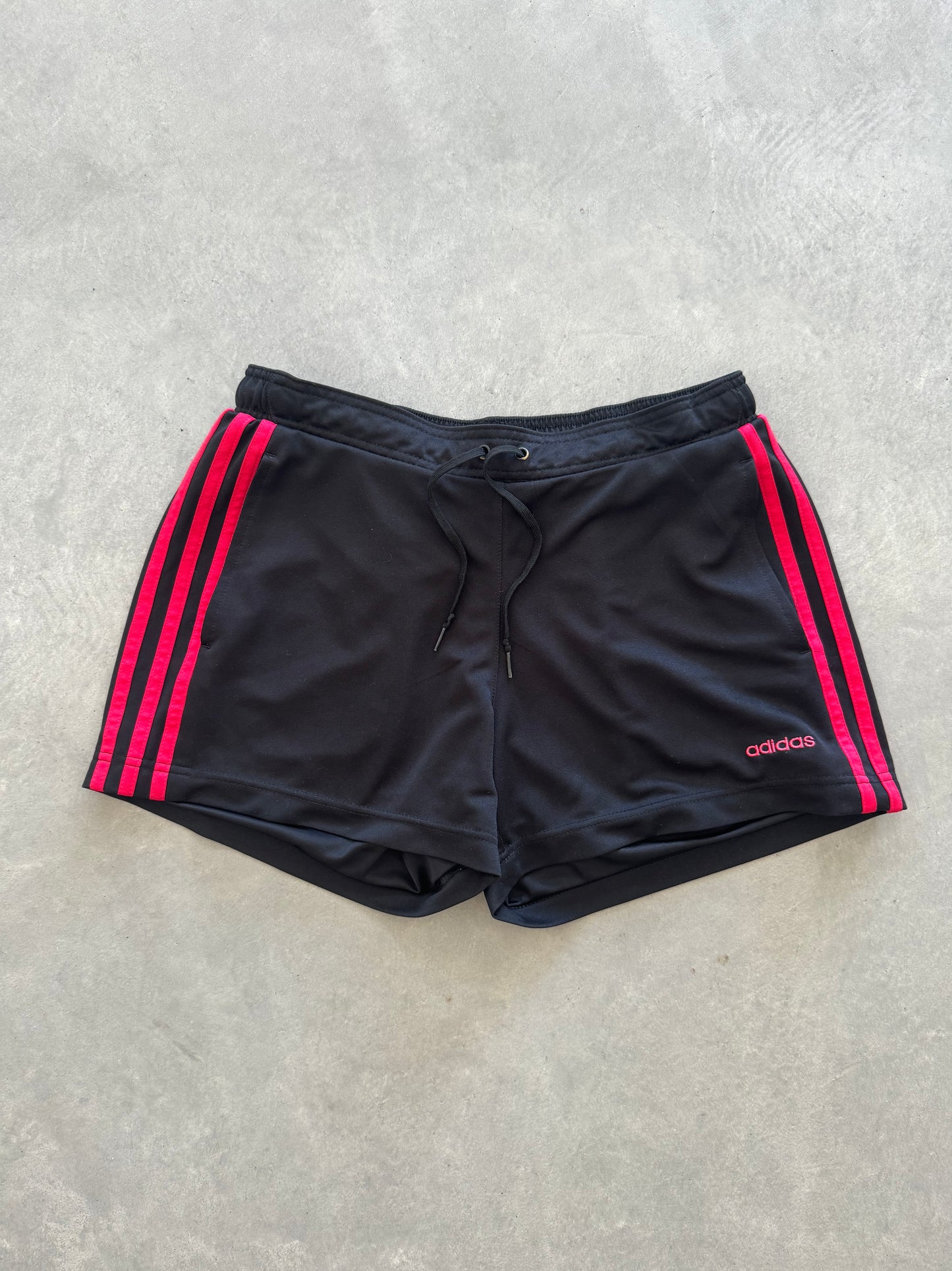 Vintage Adidas Shorts - M