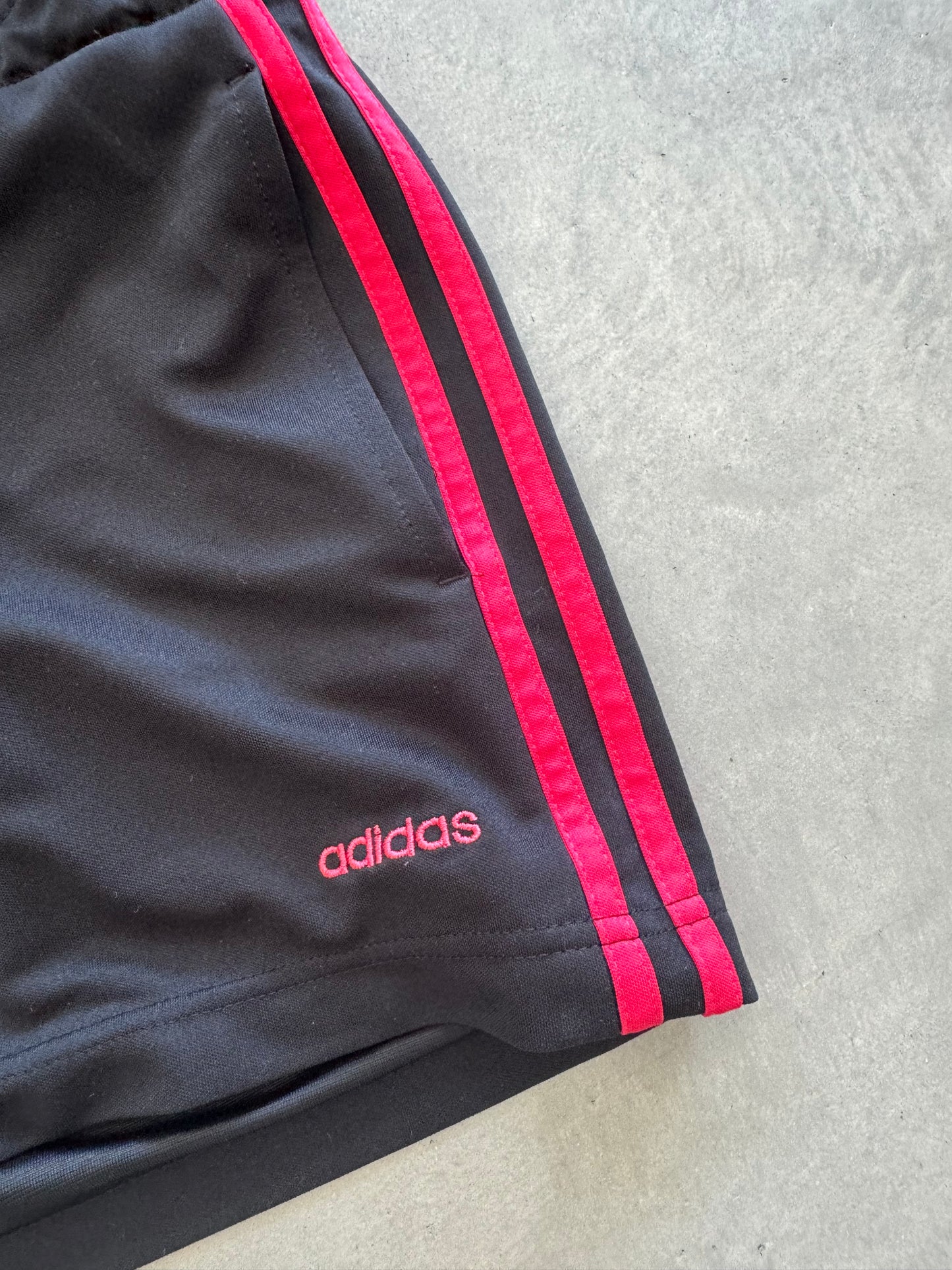 Vintage Adidas Shorts - M