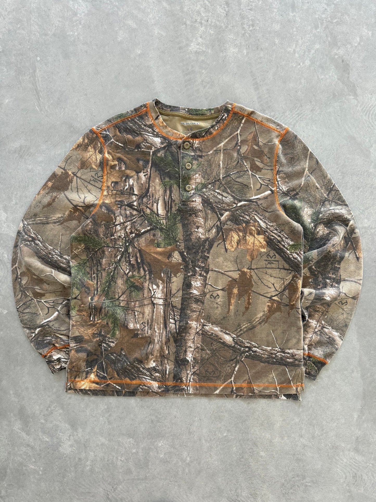 Camo Waffle Knit Longsleeve - L