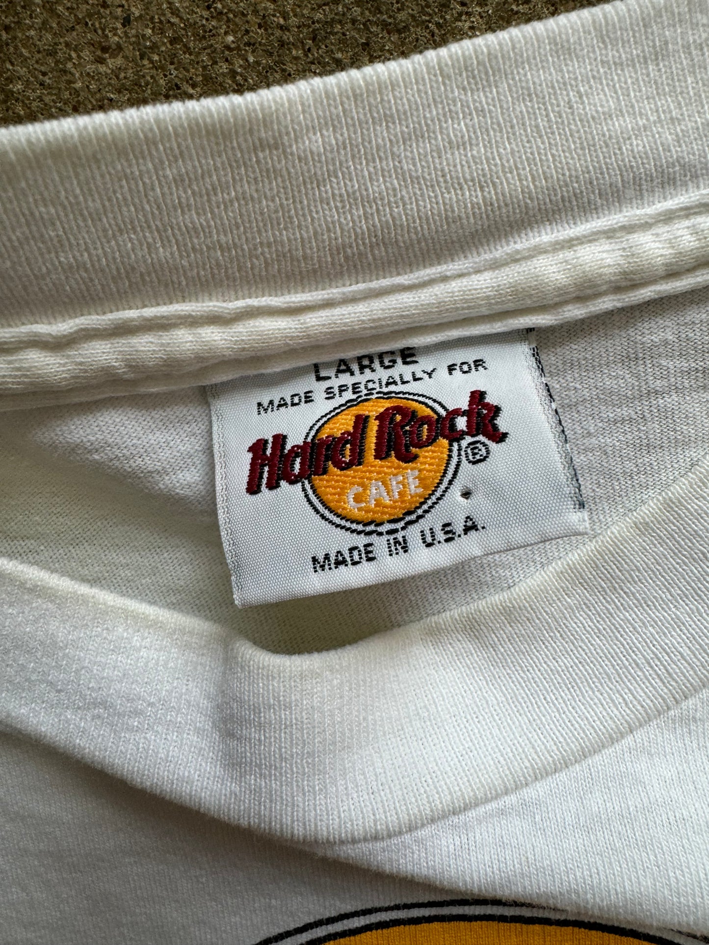 Vintage 90s Hard Rock Tee - L