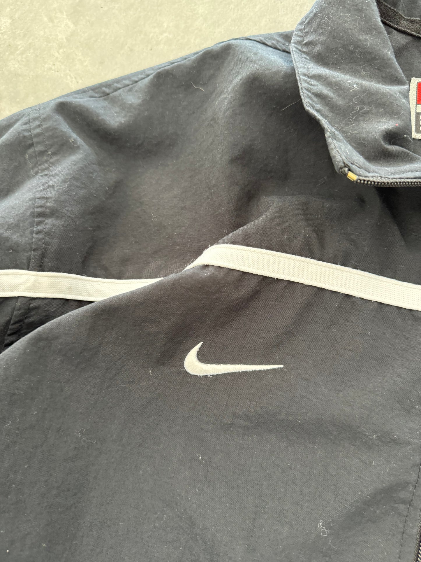 Vintage 90s Nike Windbreaker - M