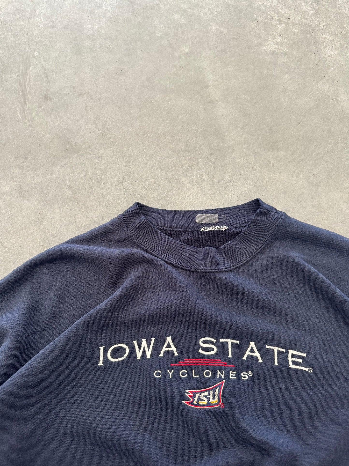 Vintage Iowa State Cyclones Sweatshirt - L