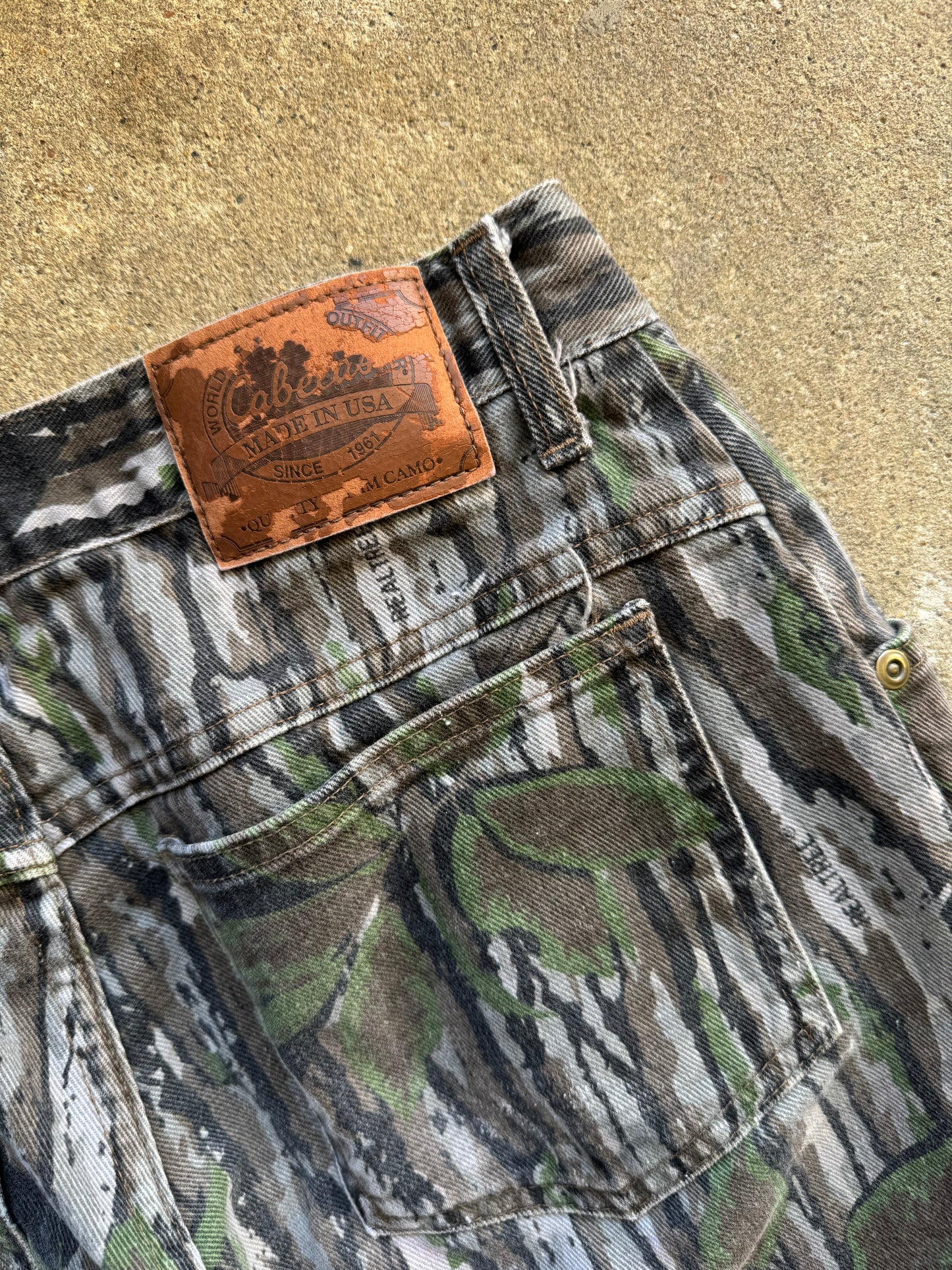 Cabela’s Real Tree Jeans - 30x29