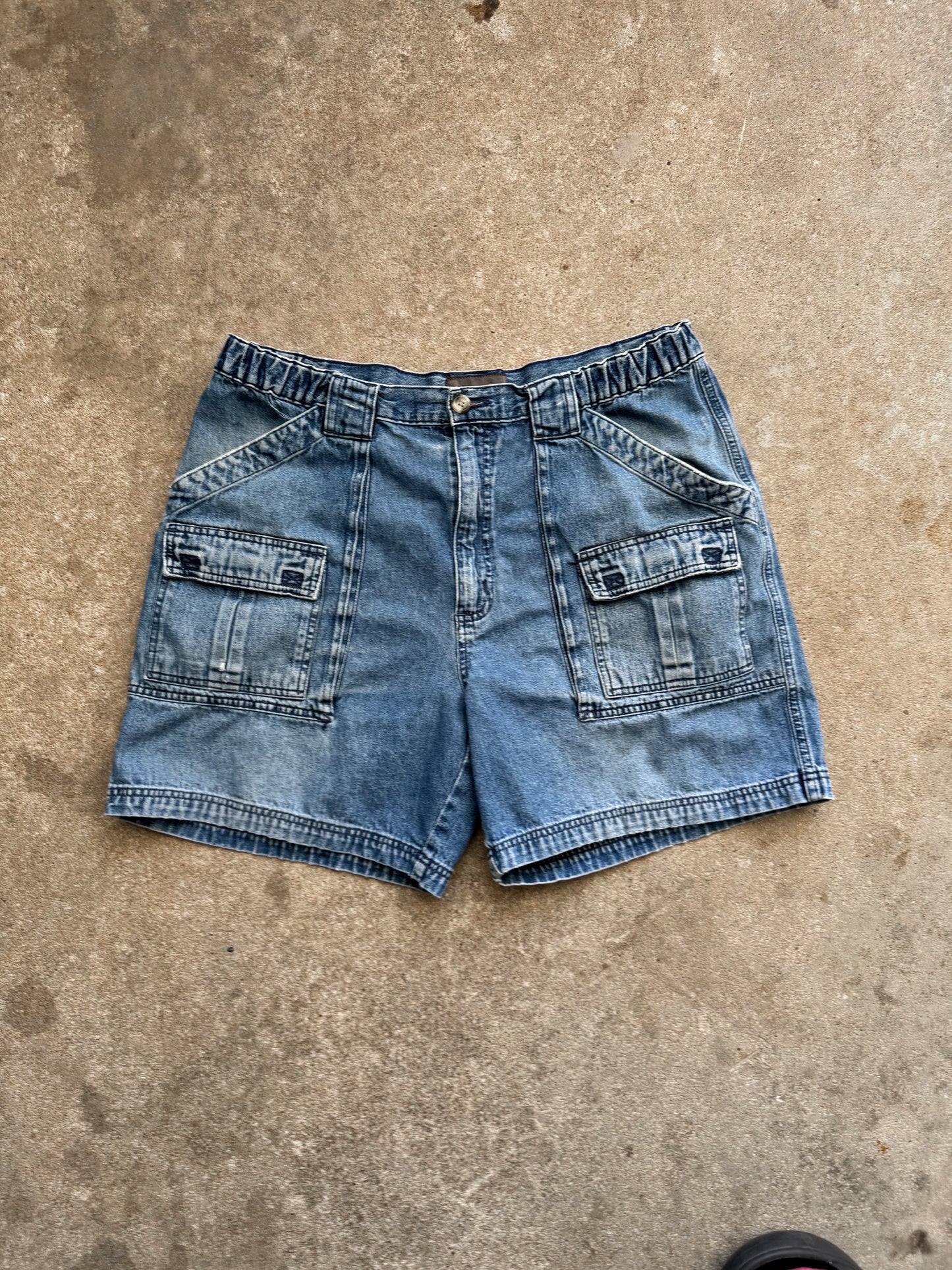 Vintage Short - 35x6.5