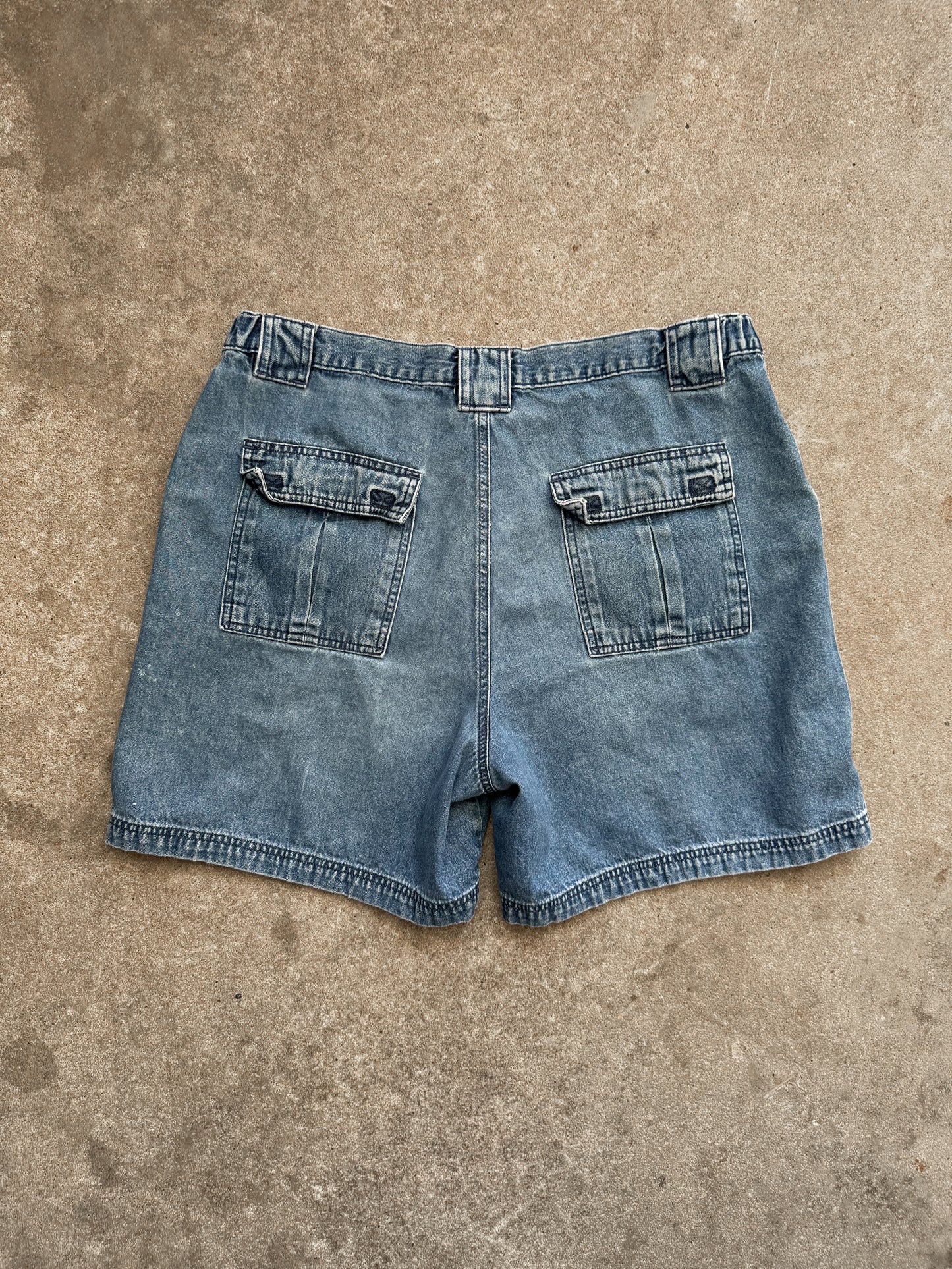 Vintage Short - 35x6.5