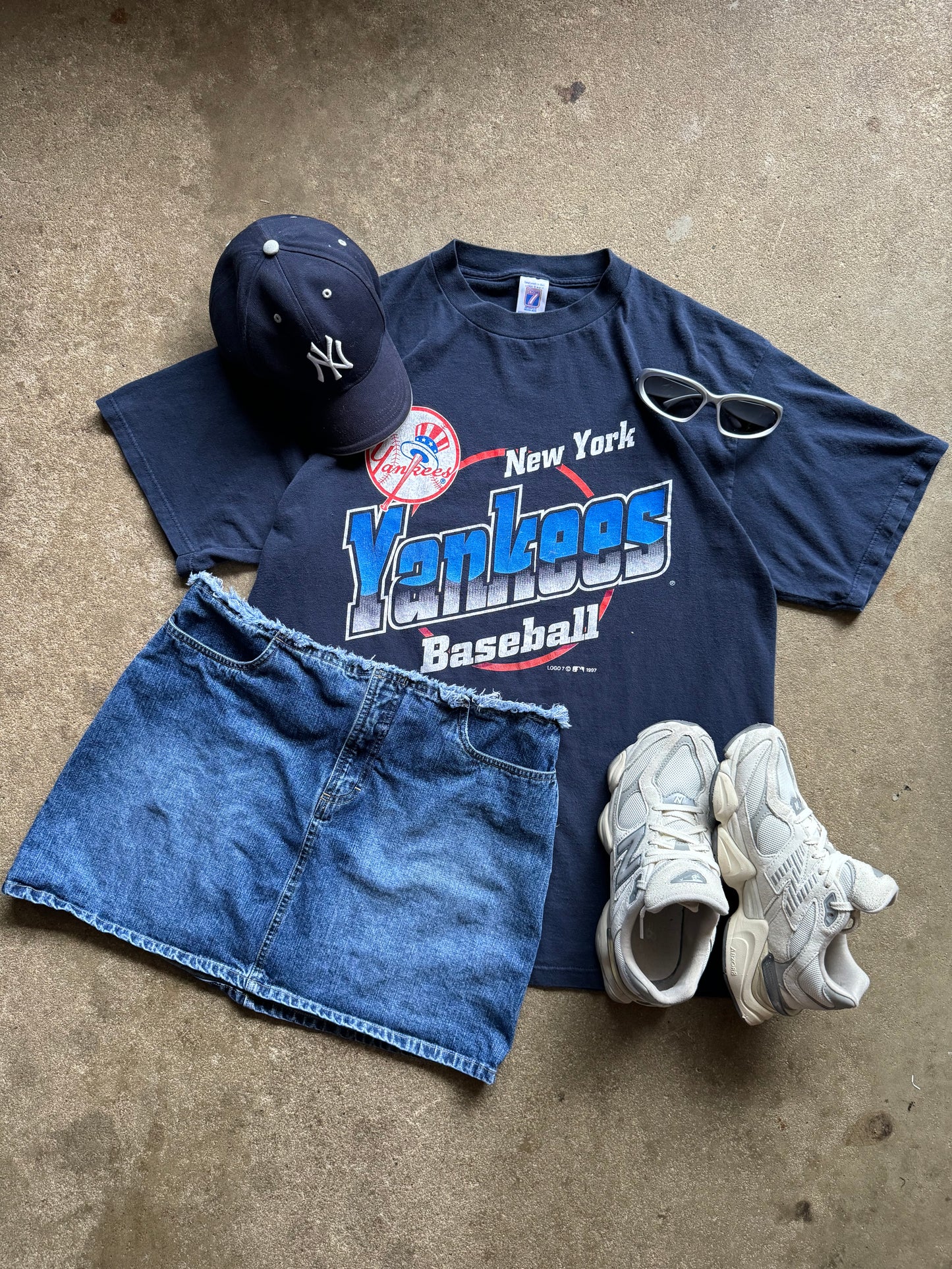 Vintage 1997 Yankees Tee - XL