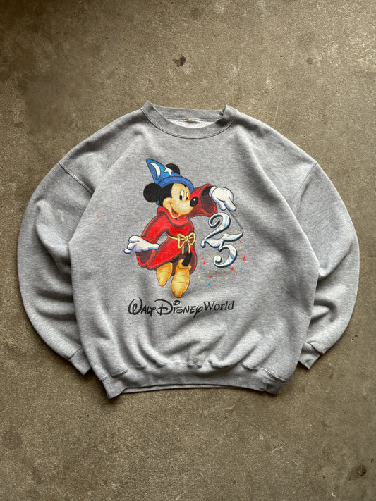 Vintage 1996 Disney Sweatshirt - XL