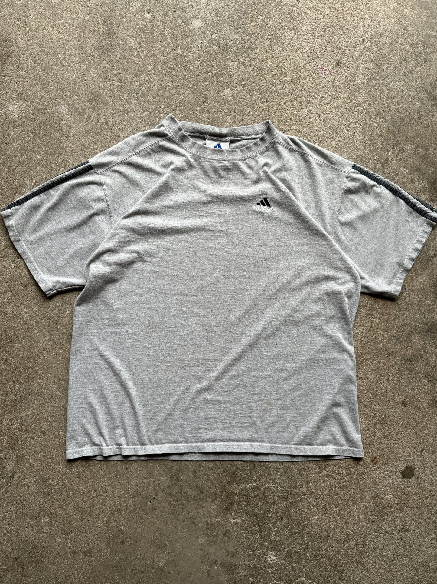 Vintage 90s Adidas Tee - XL