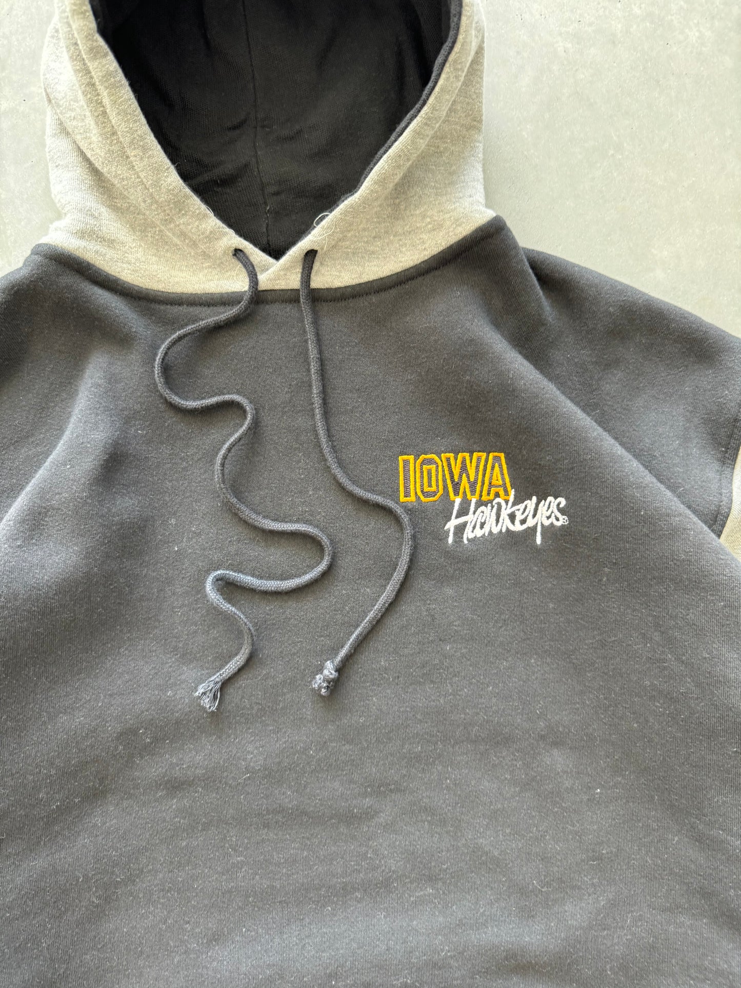 Vintage Iowa Hawkeyes Colorblock Hoodie - L