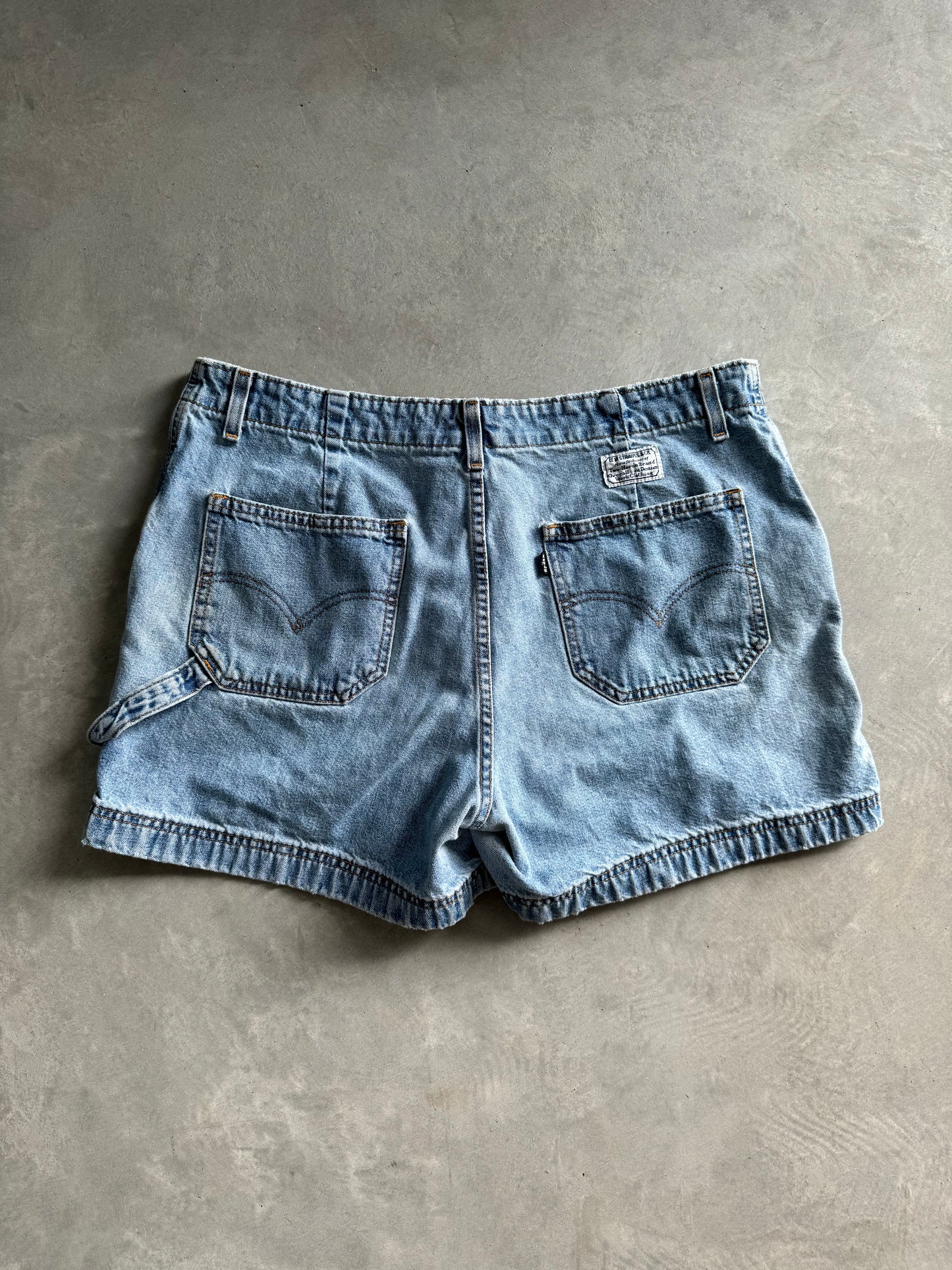 Vintage Levi Denim Shorts - 36x4