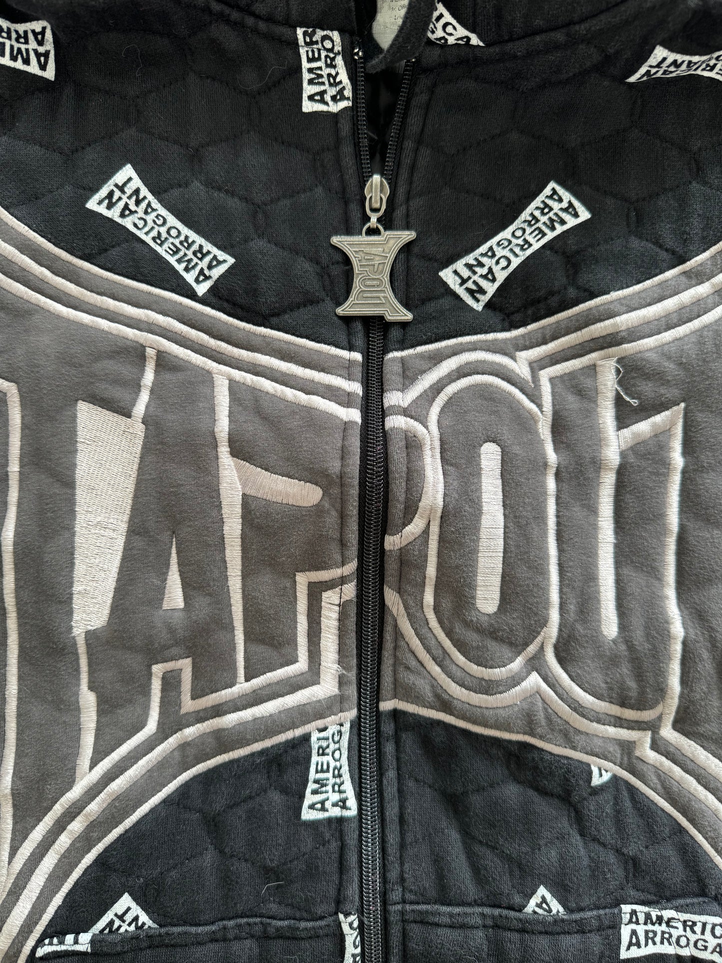 Vintage Tap Out Zip-Up Hoodie - M