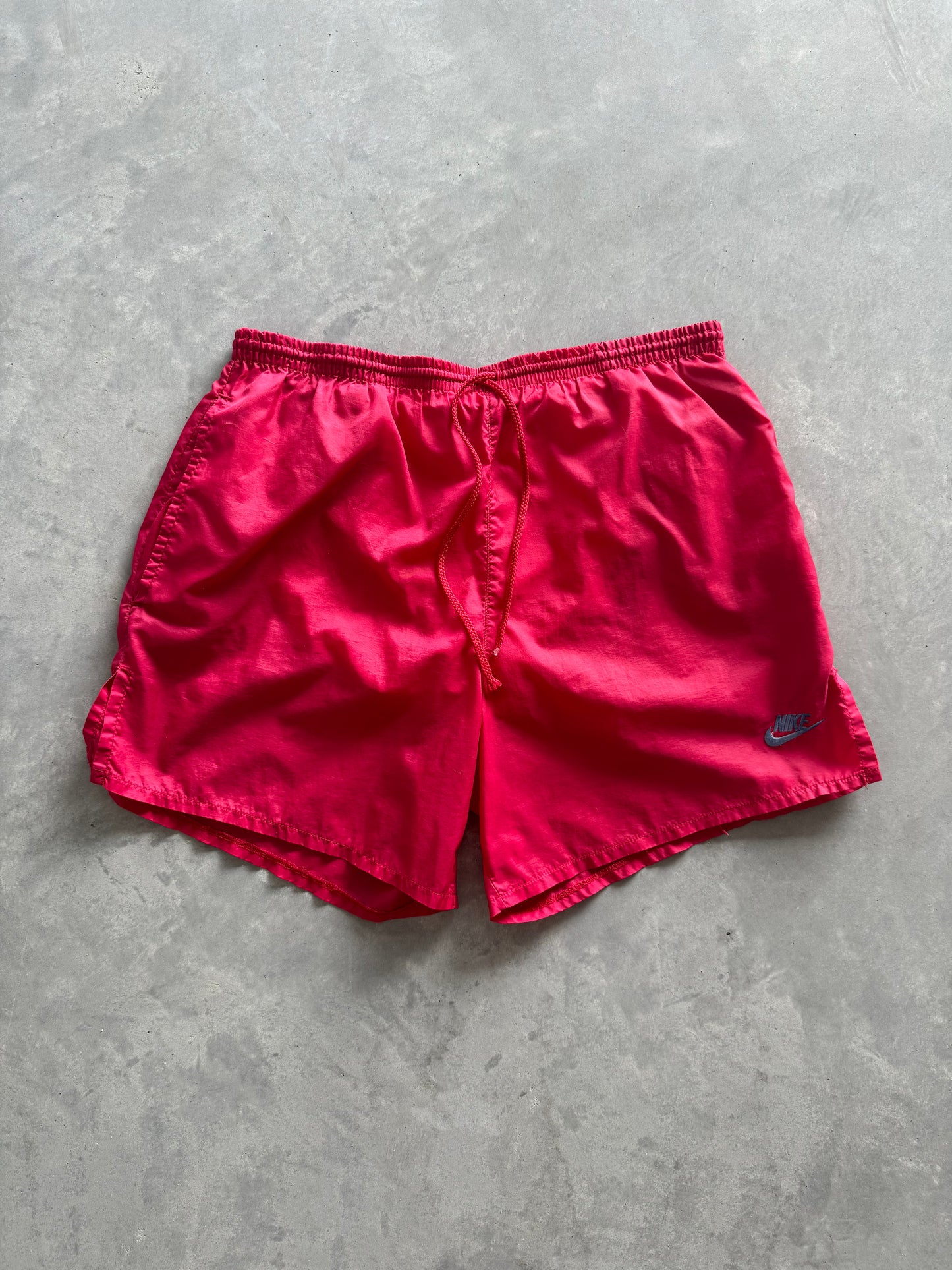 Vintage 90s Nike Shorts - M