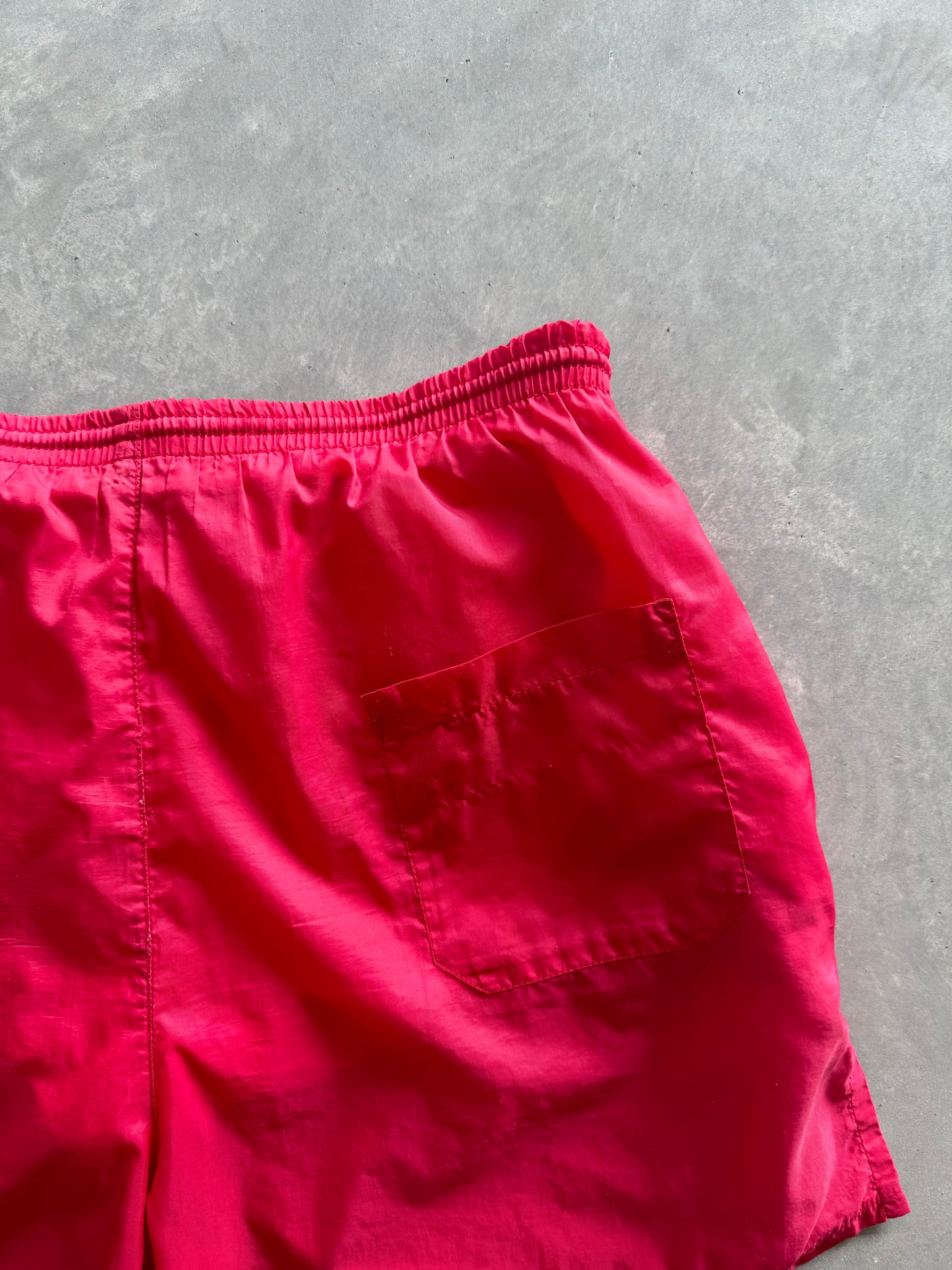 Vintage 90s Nike Shorts - M