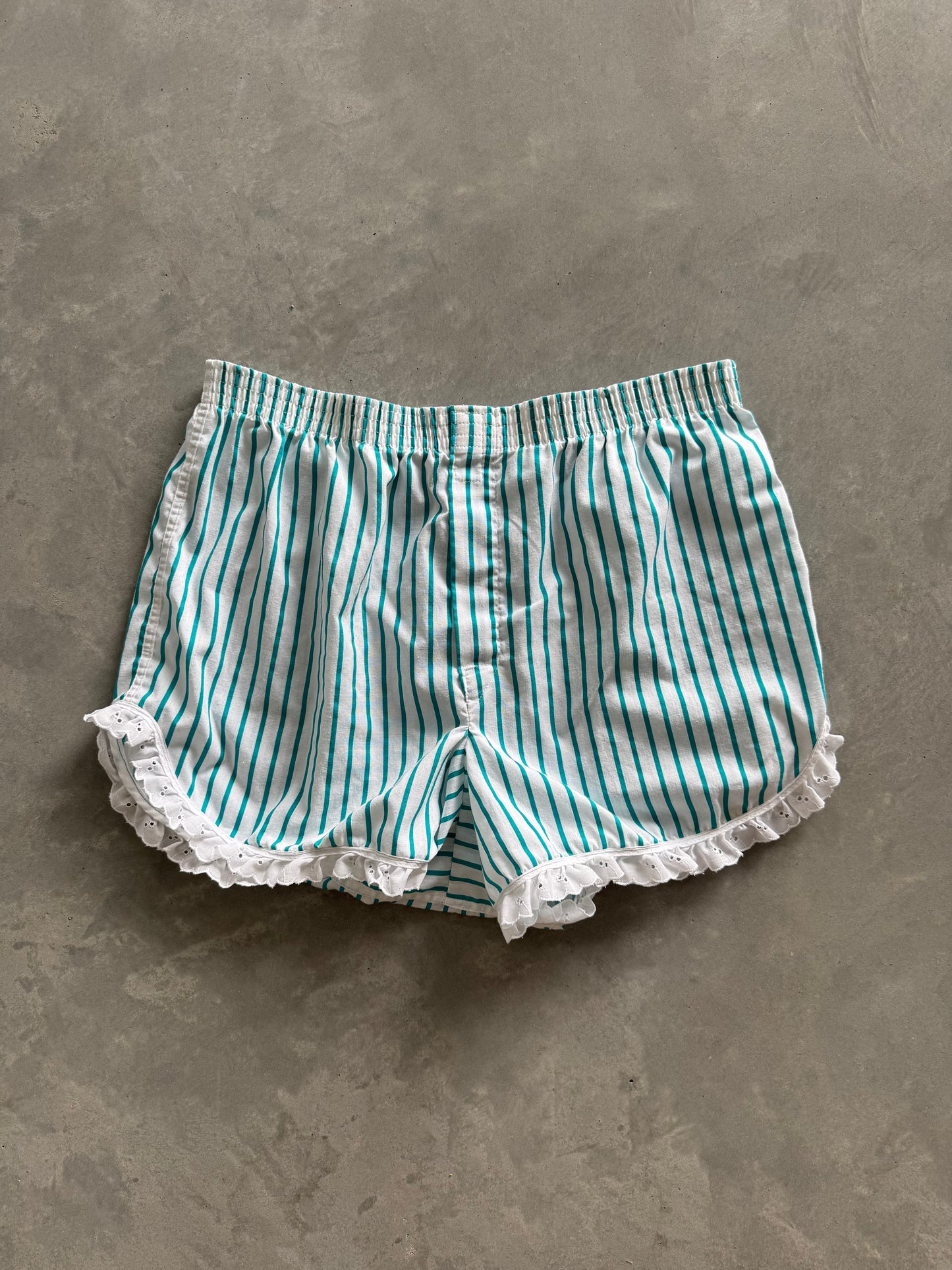 Vintage Bloomer Shorts - L