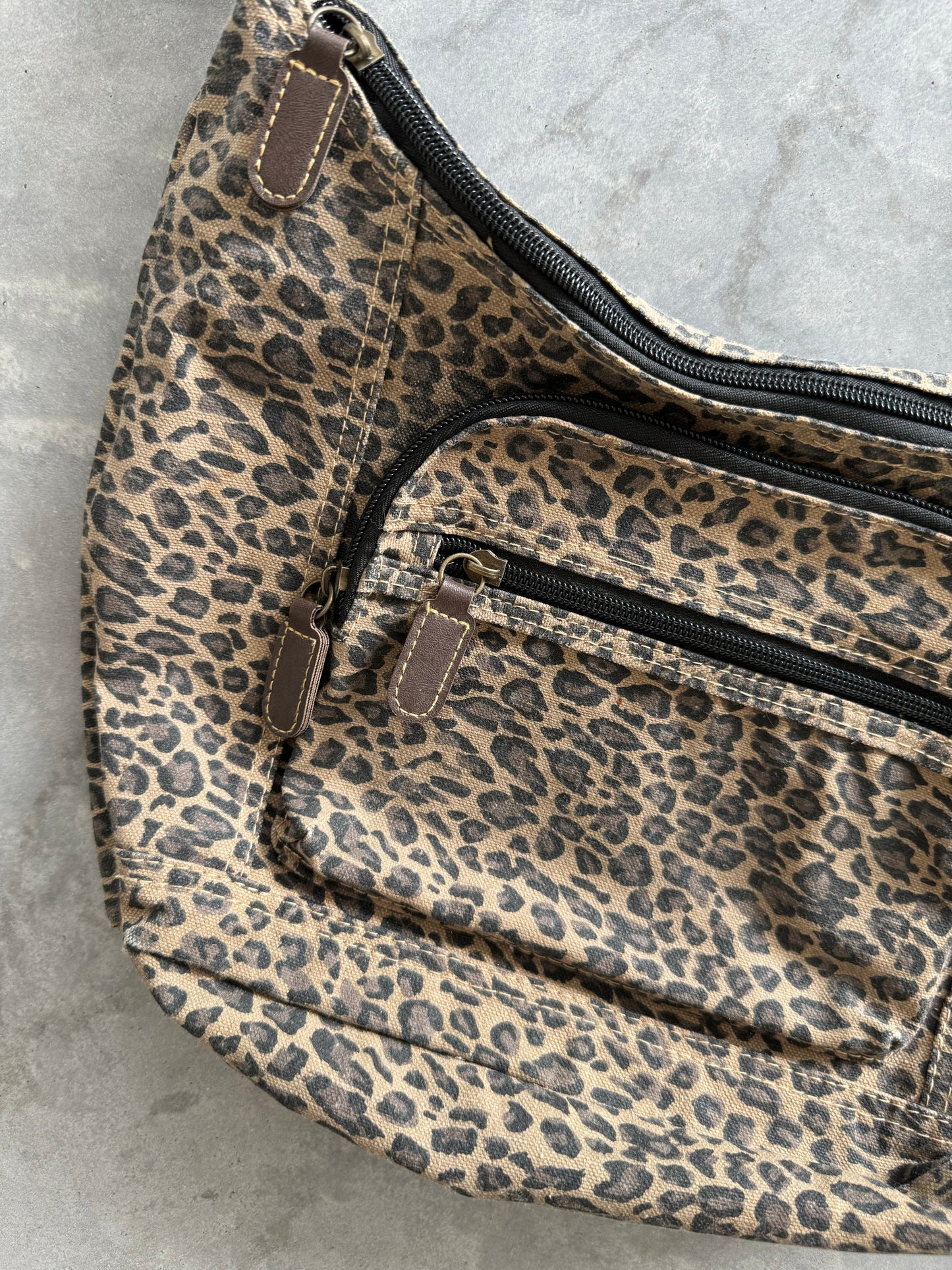 Vintage Leopard Print Adjustable Purse