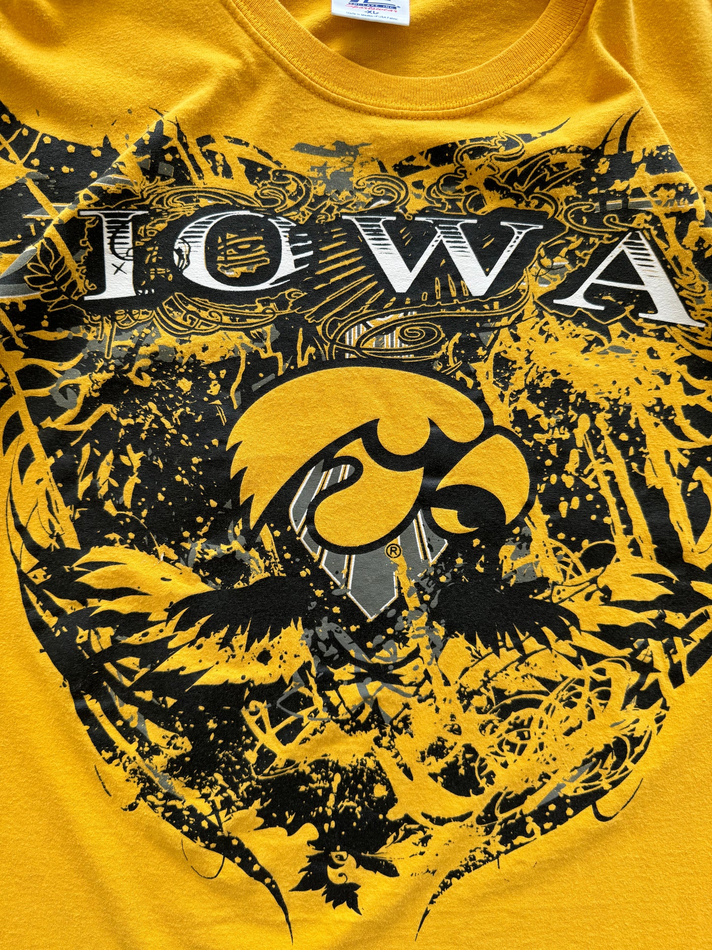 Vintage Iowa Graphic Tee - XL