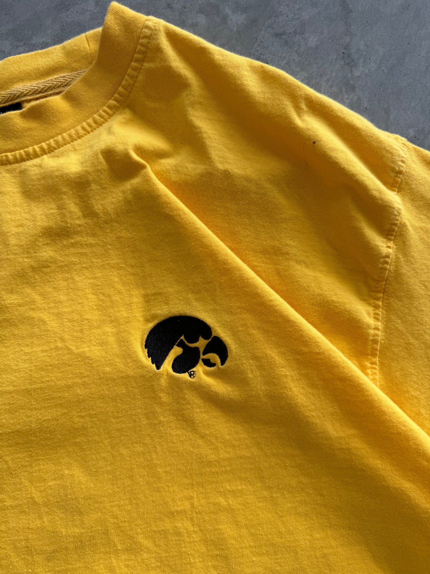 Vintage Iowa Starter Tee - L