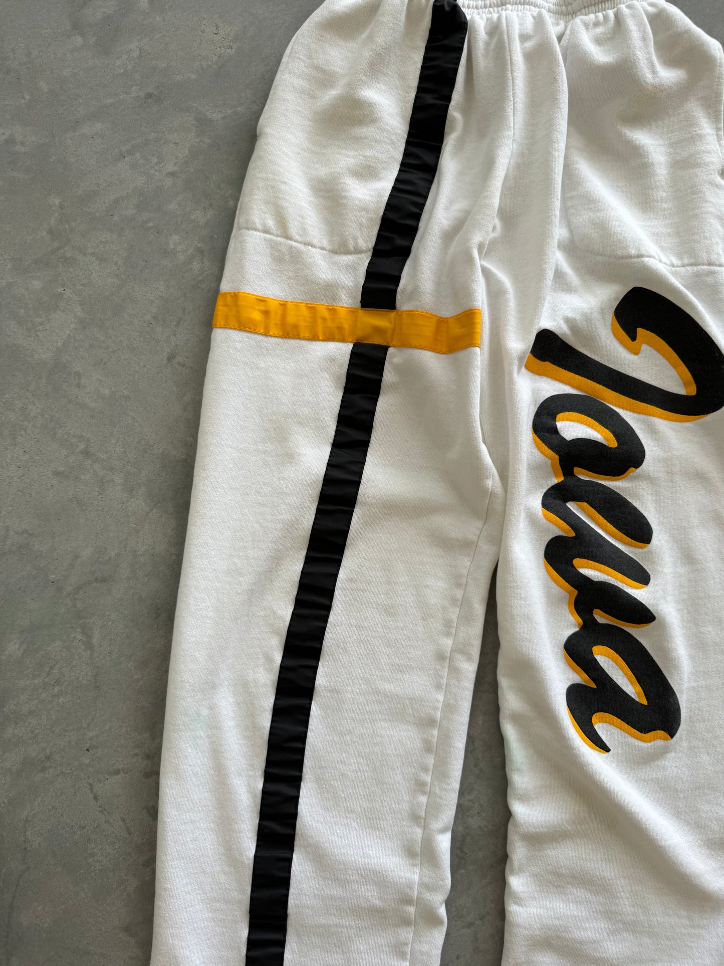 Vintage Iowa Sweatpants - S