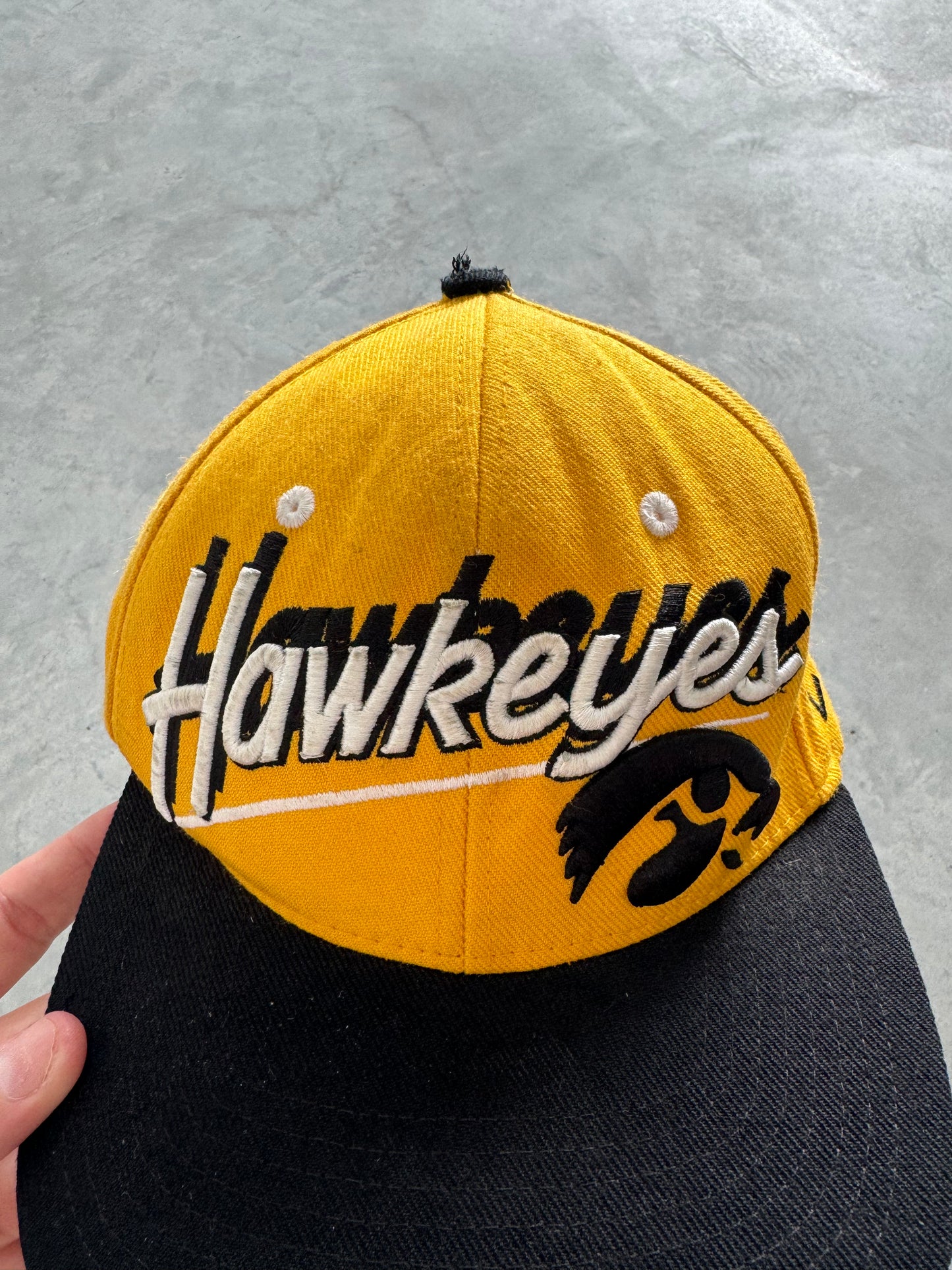 Vintage 90s Hawkeyes Hat