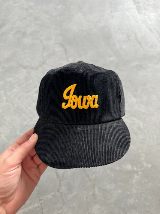 Vintage 80s/90s Iowa Corduroy Hat