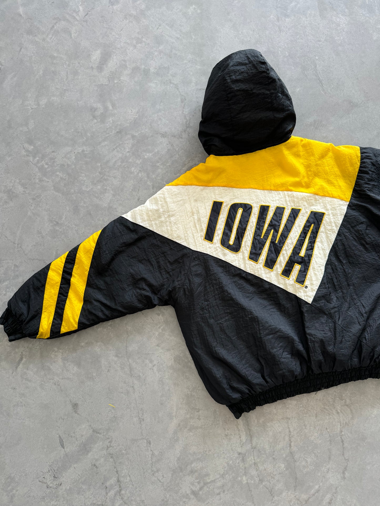 Vintage Iowa Puffer Coat - L